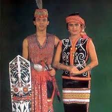 Pakaian King Baba dan King Tompang